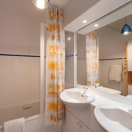 Apartmán Carnac: 3p Avec Piscine Chauffee, Terrasse Et Parking, A 1 Km De La - Fr-1-477-245 *